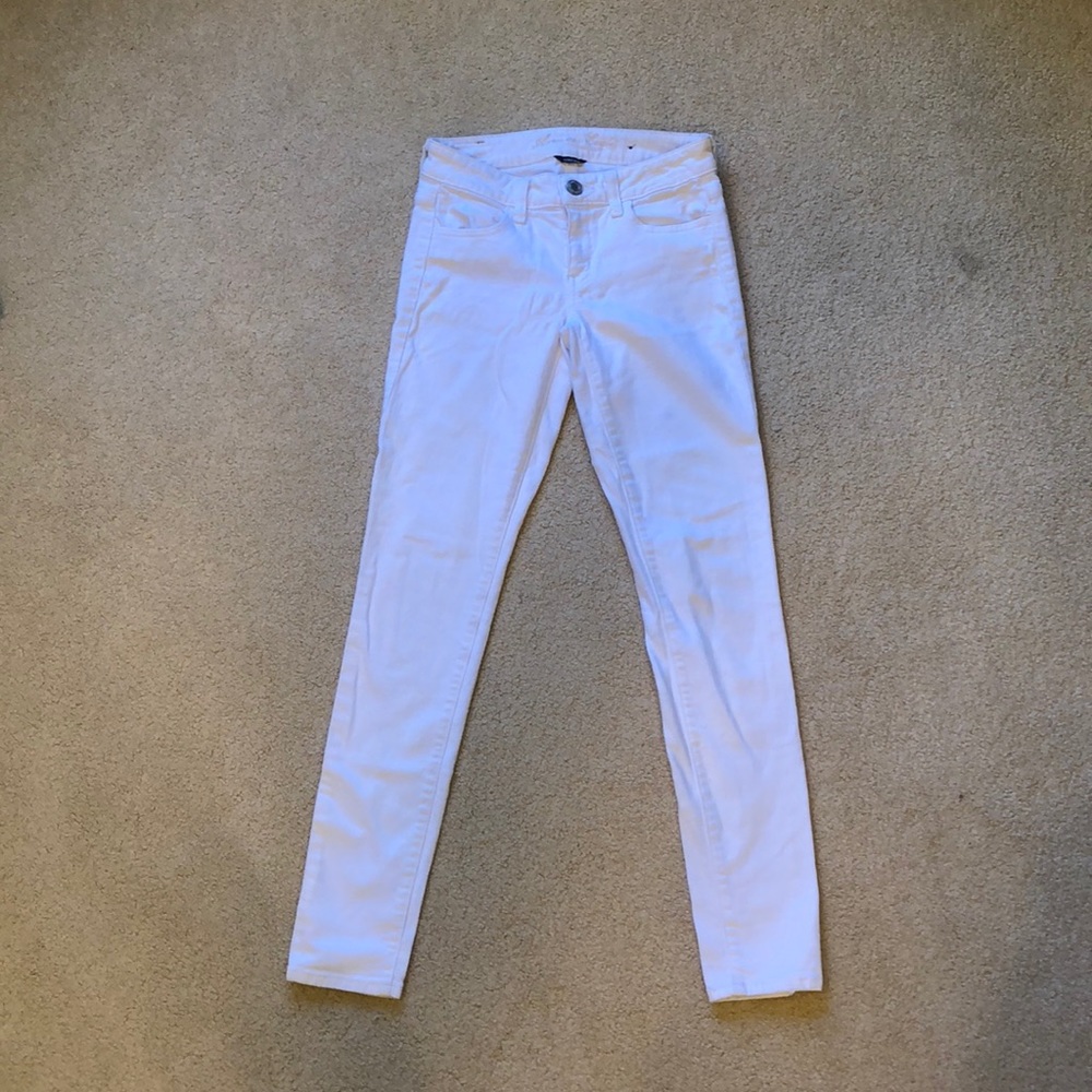 American Eagle white jeans